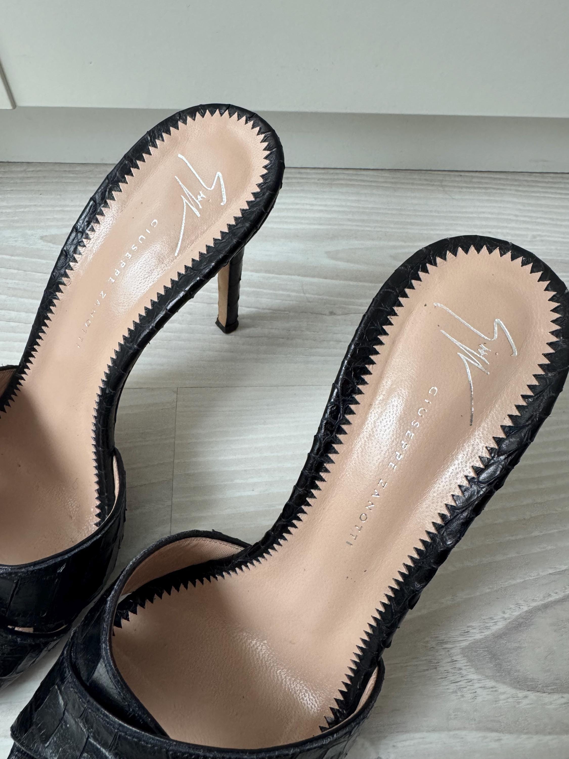 Vintage GIUSEPPE ZANOTTI Black Mules 38 Snakeskin Leather High