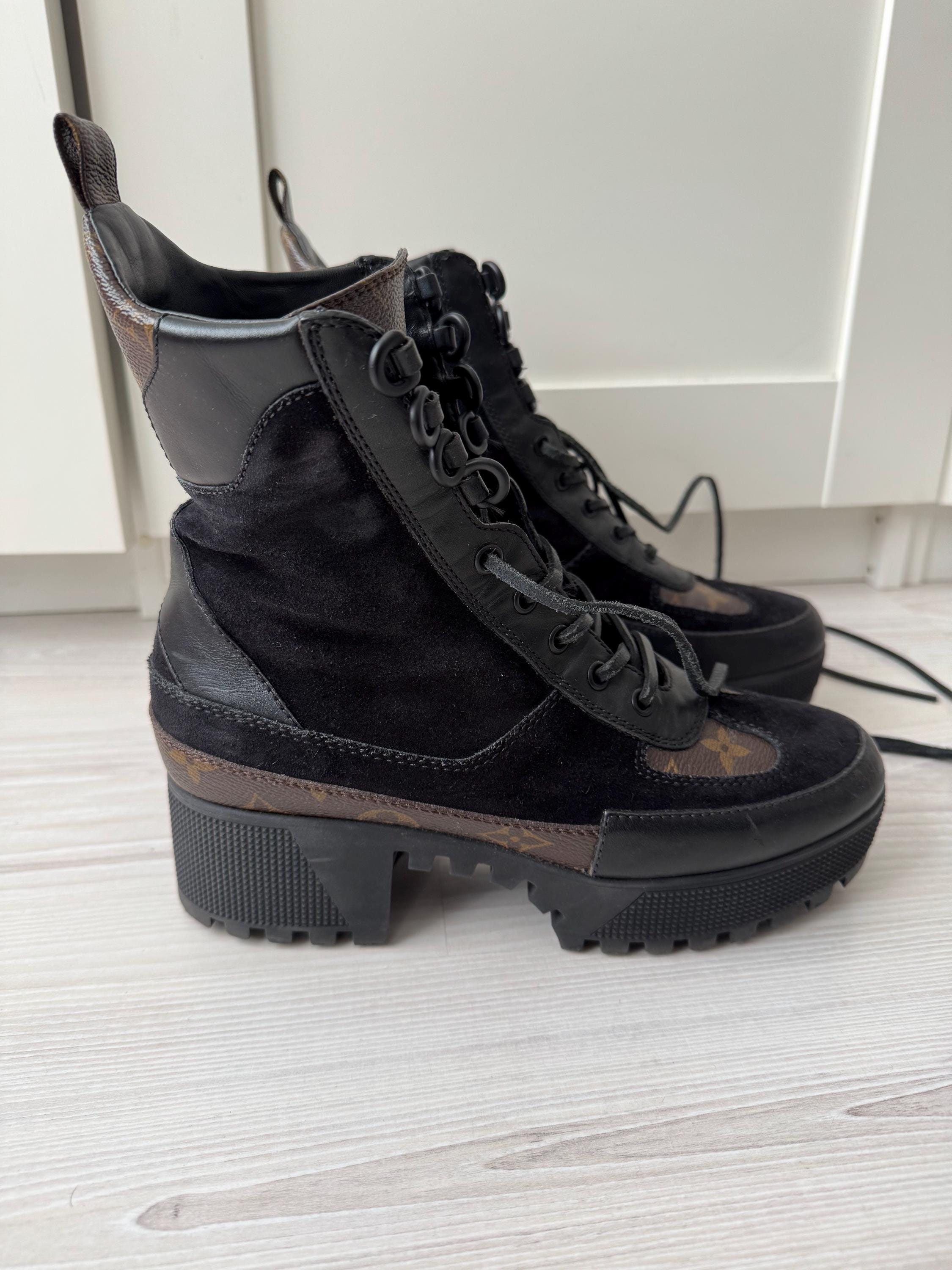 LOUIS VUITTON Laureate Desert Boots 38 Black Suede Leather Brown