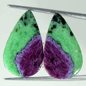 Natural Ruby in Zoisite Pear Pair Cabochon Loose Gemstone (13x22x4mm, 24.10Cts)