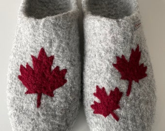 SUPER THICK FeltClogs "Maple Leaf" Felt Shoes Slippers. With latex sole. Colour freely selectable.