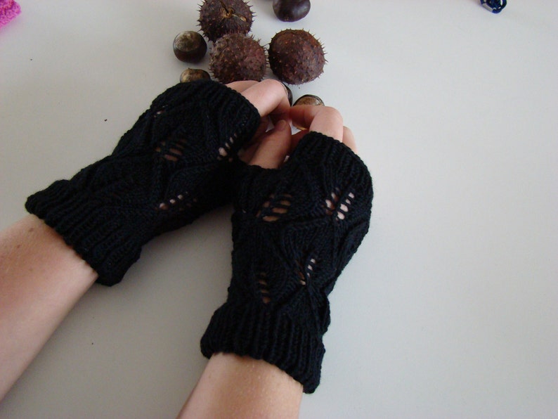 Hand cuffs, hand knitted, gloves in black with ajour pattern made of fine merino wool image 1