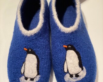 Felt shoes *penguin* slippers. With latex sole. Colour freely selectable.