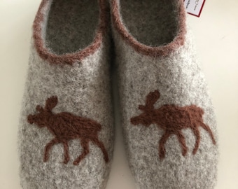 Clogs reindeer, moose. With latex sole. Colour freely selectable.