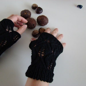Hand cuffs, hand knitted, gloves in black with ajour pattern made of fine merino wool image 4