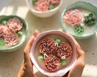Floral Candle / Scalloped Ceramic Candle / Botanical Flower Candle / Handmade Decorative Candle / Unique Home Decor Gift