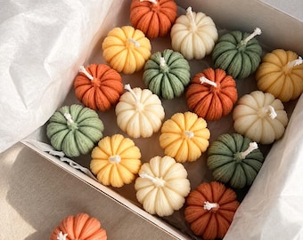 Mini Pumpkin Candles Set of 16 / Fall Candle / Pumpkin Candle / Autumn Candle / Thanksgiving Table Decor / Halloween decor / fall candle