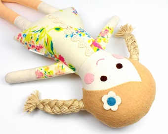 muñeca de tela - muñeca de trapo - muñeca para niña - regalo de bebé - muñeca hecha a mano - muñeca de peluche - muñeca de arte - muñeca hecha a medida - muñeca de tela - decoración de guardería