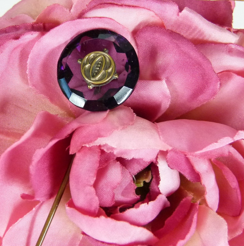 Antique Art Deco ... Victorian ... Art Nouveau ... Brass Lapel or Hat Pin Amethyst Synthetic image 1