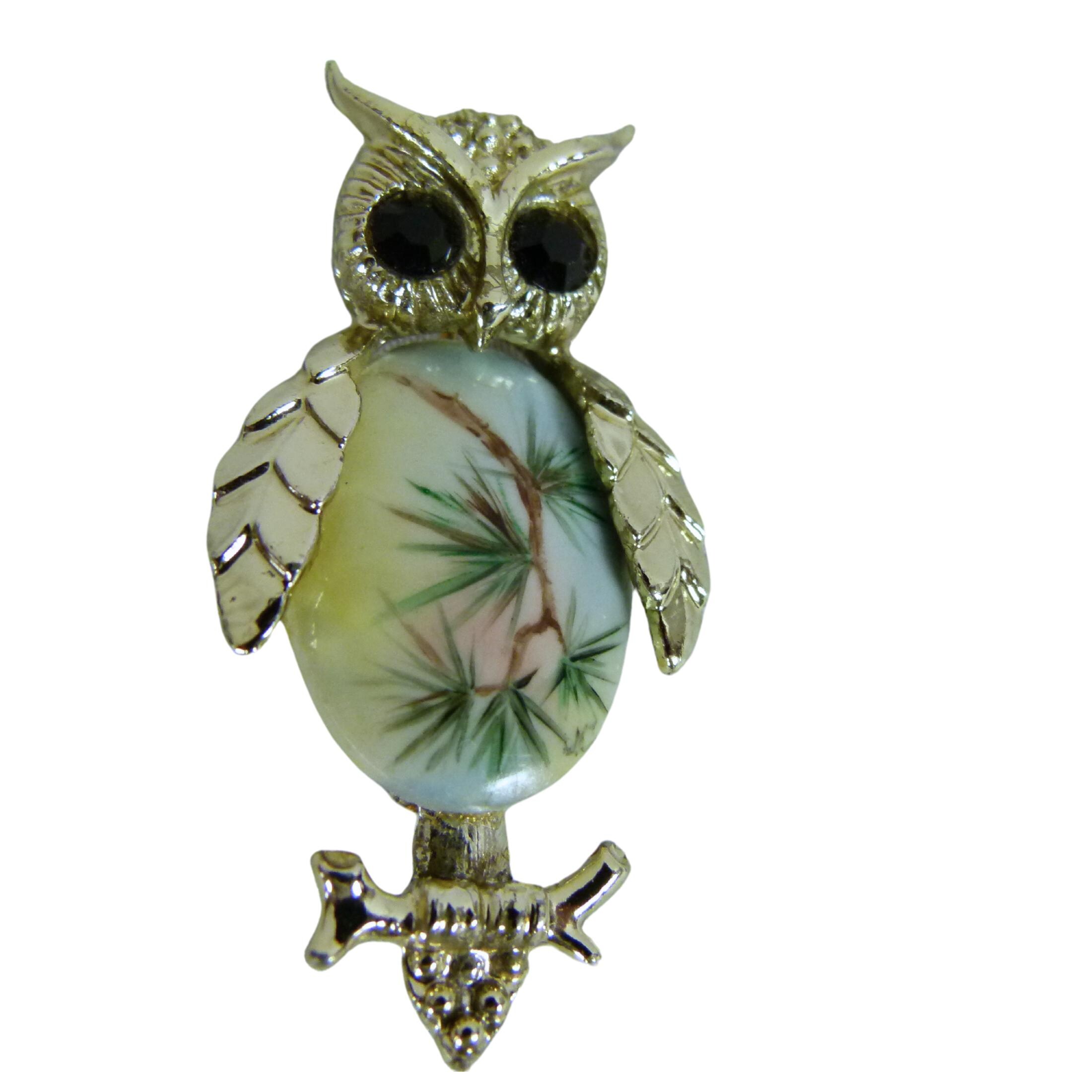 Vintage Owl Brooch | Hand Painted Porcelain Cabochon with Woodland Scene | Gold Tone Pin | Nature I