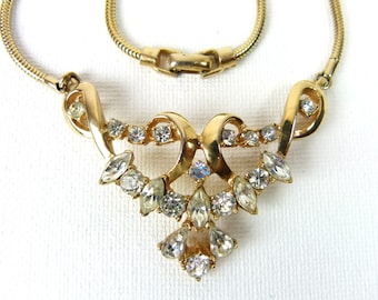 LEDO Rhinestone Gold Tone Necklace | Retro | Vintage | Signed