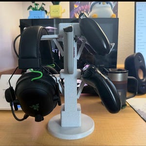 Vägg- eller skrivbordshandkontroll och headsetställ | Gamerorganisatör för PS5, Xbox, Switch, headset och Joy-Cons | 3D-gamerpresent