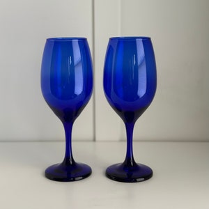 Vintage Libbey Premier Cobalt Blue Tall Water Goblets - Set of Blown Glass Teardrop Parisian Style Glasses