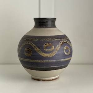 1970s Bennett Welsh Pacific Stoneware Vase - Signed Oregon Pottery, Rustic Farmhouse Decor