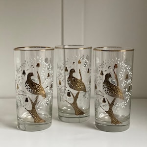 Vintage MCM Libbey Partridge in Pear Tree Highball Gläsern - Gold & White Relief 3er Set
