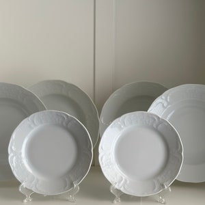 Rosenthal Sanssouci Luncheon oder Brotteller aus weißem Porzellan mit Perlenrand Wellenrand - Elegantes Geschirr