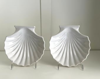 White Clam Shell Plates – Vintage Scallop Dish Set for Coastal Cottage Table