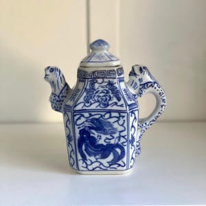 Elegant Hand-Painted Blue & White Chinese Dragon Porcelain Teapot - Chinoiserie Gift for Tea Lovers