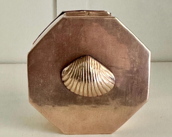 Octagonal Brass Clam Shell Box: Vintage Coastal Decor for Stylish ...