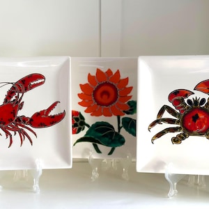 Plato colgante vintage japonés Mino Ware: decoración de pared cuadrada de cerámica con motivos florales o de mariscos.
