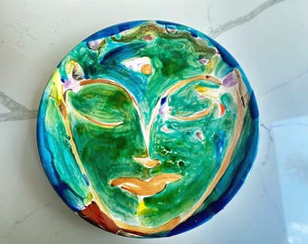 Vintage Keltische godin wandbord: Red Dragon Pottery Artisan Stoneware
