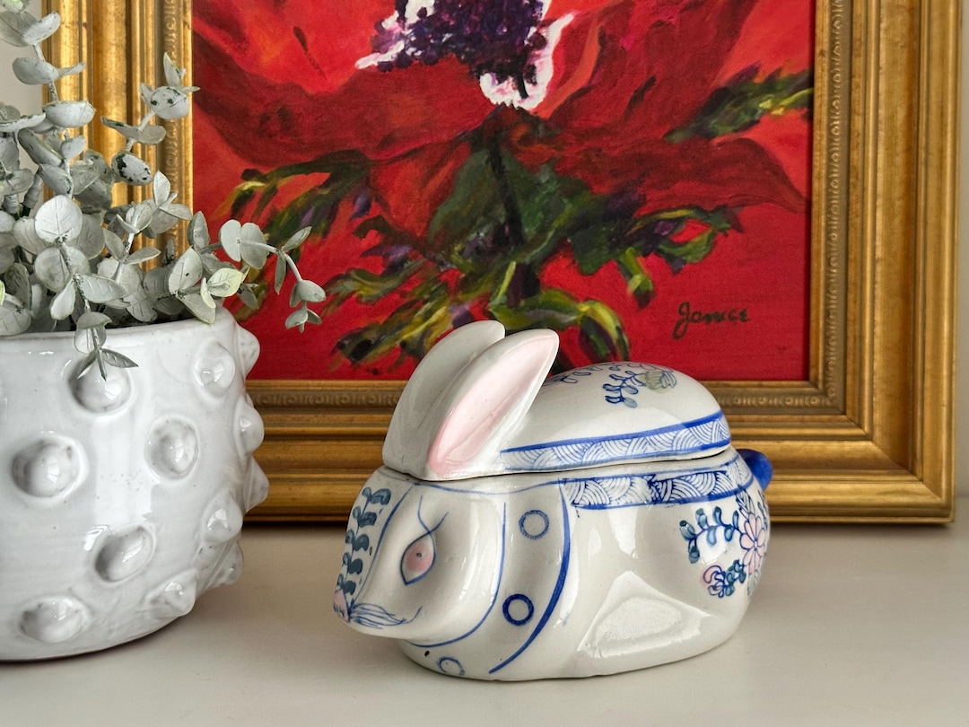 Green Rabbit Chinaware Vintage Chinoiserie Rabbit Trinket Dish: Hand-painted Porcelain Bunny ...