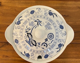 Meakin Blue Nordic Soup Tureen with Lid,  Hand Engraved, Blue Onion Pattern, English Ironstone