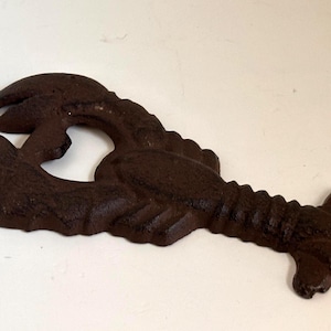 Lobster Bottle Opener – Vintage Nautical Cast Iron Barware, Coastal Kitchen Decor, Beach House Gift