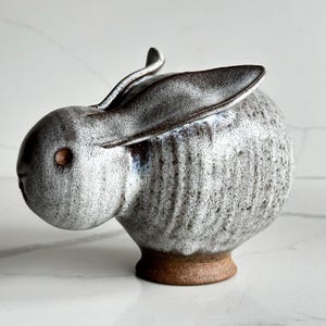 Hucha de cerámica vintage con forma de conejo, escultura de conejo de cerámica