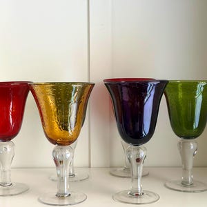 Copa de agua Artland Iris de vidrio soplado a mano con burbujas: Vaso con textura única de semillas