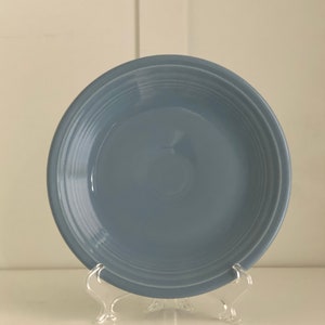 Vintage Periwinkle Fiestaware Plate: Discontinued Post-86 Dinner or Salad Option for Collectors