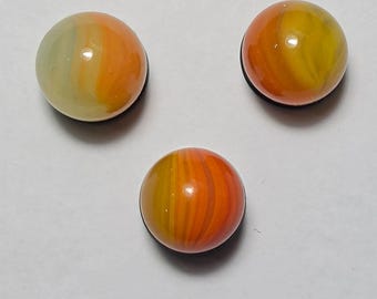 Vintage Akro Agate oranje en amberkleurige slak swirl knikkers 0,59 inch, set van 3 — Verzamelbare glazen knikker JM-015