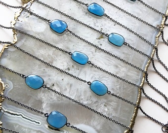 Petite Blue Chalcedony Gunmetal Necklace // Minimal Blue CrystalQuartz Layering Necklace // Loose Choker Gemstone Witch Boho Goth Jewelry