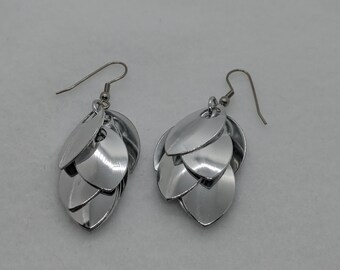 Shaggy Scale Earrings - Silver