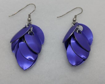 Shaggy Scale Earrings - Purple