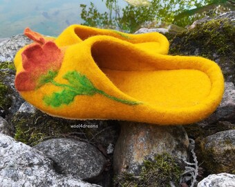 Yellow felt wool slippers 3 D Poppy, women slip on slippers, rubber or latex soles