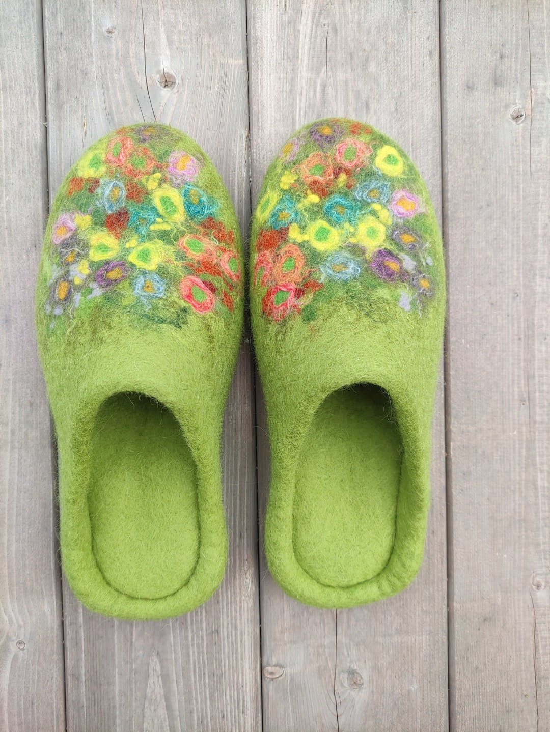 hemsley felt house shoes