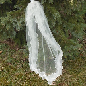 Organza Ruffle Edge Elbow Length Wedding Veil 1 Tier