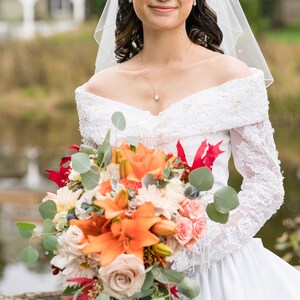 Short Shoulder Length Wedding Veil Made to Order Blusher 1 Tier Pencil Edge