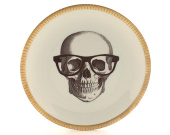 Halloween Tabel Decor, Nerd Skull Glasses Goth Plate, Altered Vintage Porcelain Plate, Graduation Gothic Gift, Funny Halloween Anatomy Gift