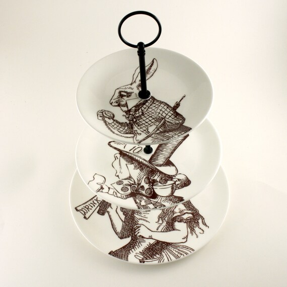 Disney Alice au pays des merveilles Assiette//bol 3 Tier gâteau Sweet stand match dîner Set