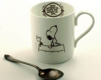 Amis de naissance chien, citation inspirante pour un ami triste, tasse en porcelaine fine, continuer à regarder vers le haut, bande dessinée, affirmation positive, inspiration art