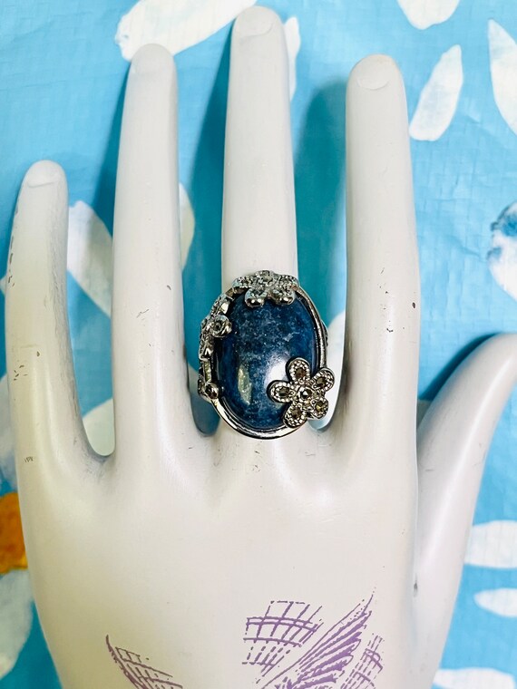 Vintage Lapis Lazuli Ring Size 6 Floral marcasite… - image 8