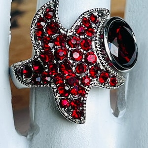 Starfish Ring: Garnet Cubic Zirconia, Stainless Steel - Size 7 1/4