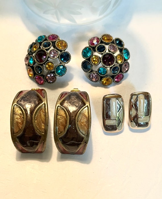 Lot Vintage Earrings 3 pair of studs 2 brown enam… - image 5