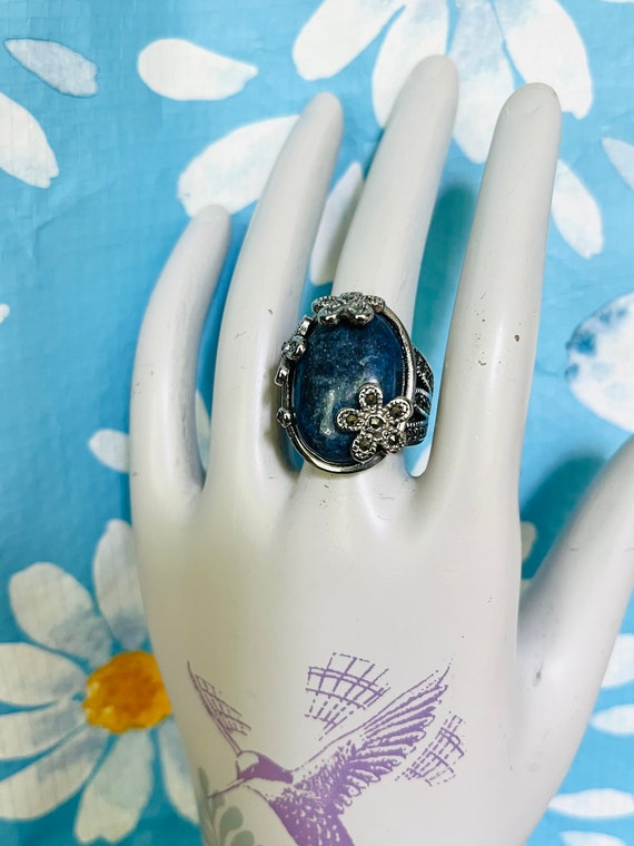 Vintage Lapis Lazuli Ring Size 6 Floral marcasite… - image 2
