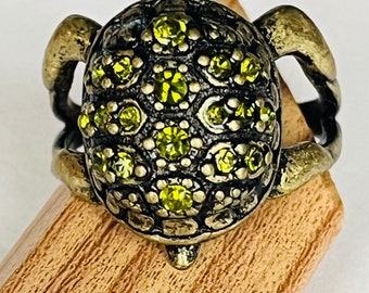 Size 10 vintage Turtle Ring Green CZ brass setting