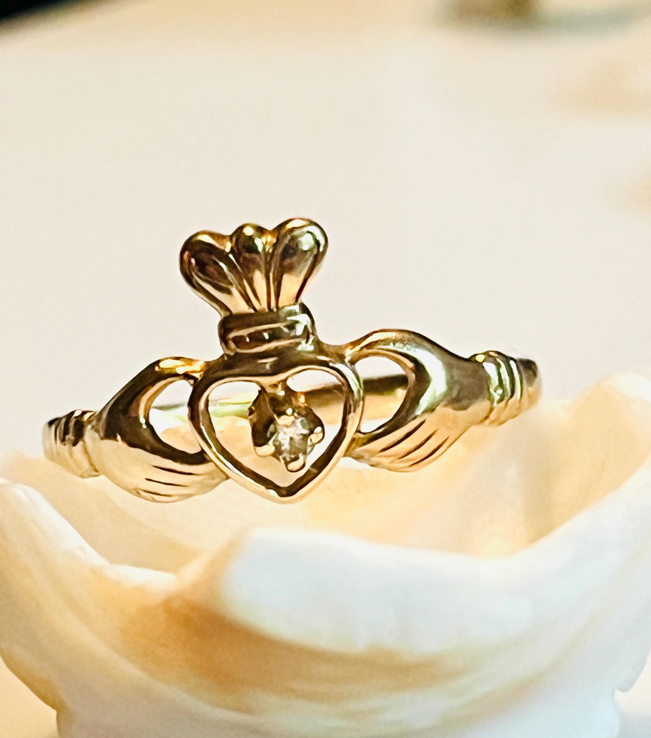 Gold Claddagh Ring