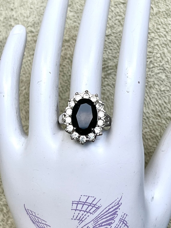 Avon on sale ring sizes