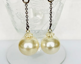 Vintage Dangle Bead Earrings for Women and Girls lightweight earrings Beaded faux pearls Victorian Elegant Party Earrings