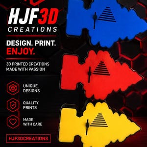 Puede incluir: Tres objetos impresos en 3D con forma de flecha en azul, rojo y amarillo, cada uno con un mecanismo deslizante horizontal negro. El texto HJF3D CREATIONS, DESIGN. PRINT. ENJOY., 3D PRINTED CREATIONS MADE WITH PASSION, UNIQUE DESIGNS, QUALITY PRINTS, MADE WITH CARE y HJF3DCREATIONS es visible.